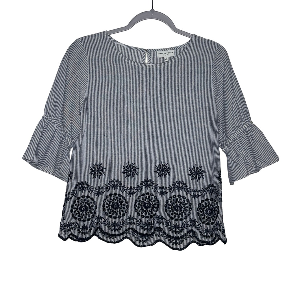 Waverly Grey Blue White Embroidered Stripe Top Scalloped Hem Blouse Womens Small